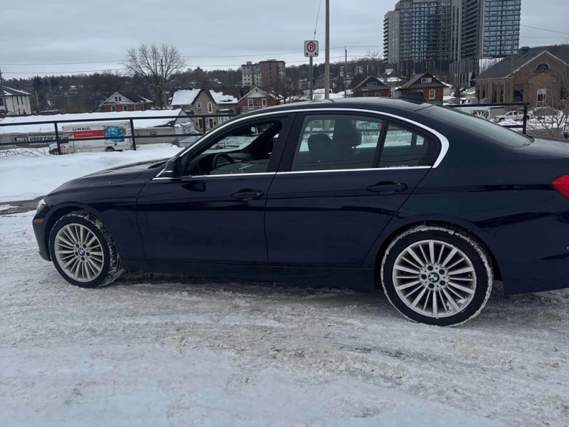 BMW 335 * xDrive * CARFAX * HARMAN/KARDON* ДВА КЛЮЧА* , снимка 2 - Автомобили и джипове - 53465196