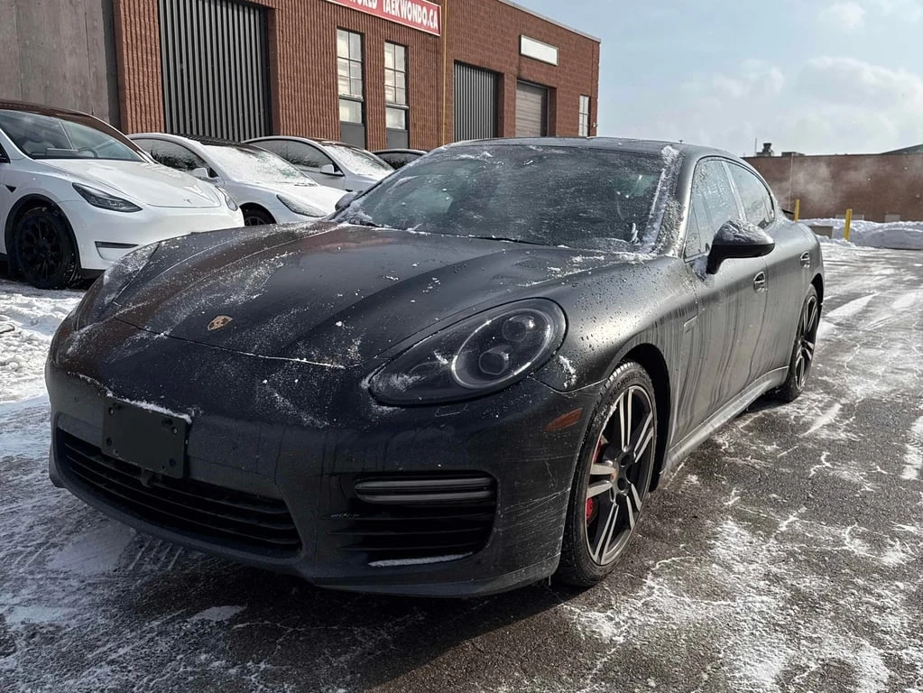 Porsche Panamera * GTS * CARFAX * ЦЕНА ДО БГ, снимка 1