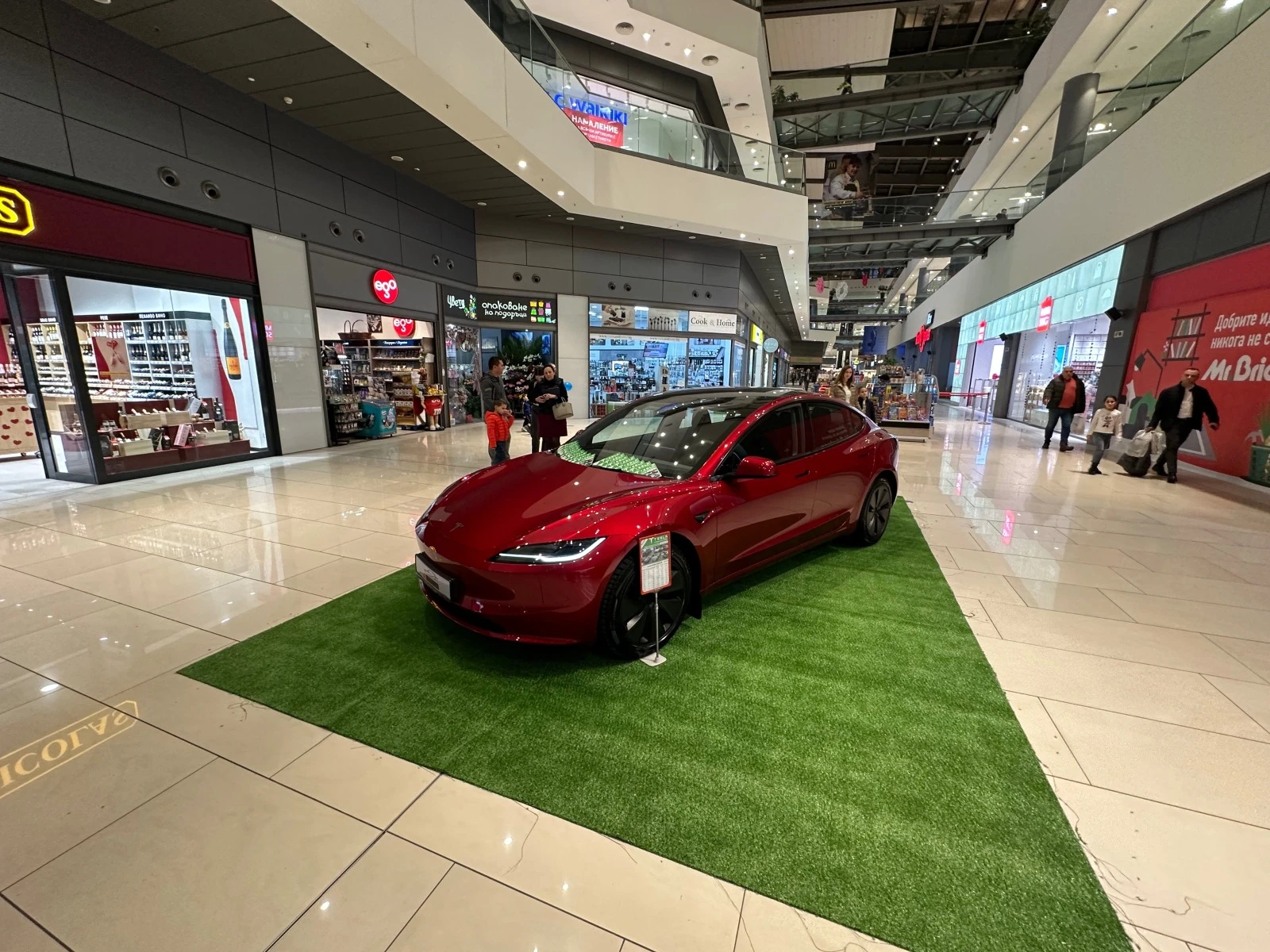 Tesla Model 3 2024-model/Sofia RING MALL - изображение 6