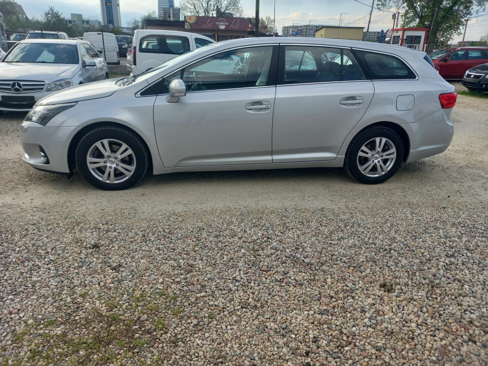 Toyota Avensis 2.0D4Dнавигация.Би Ксенон.камера. - изображение 5