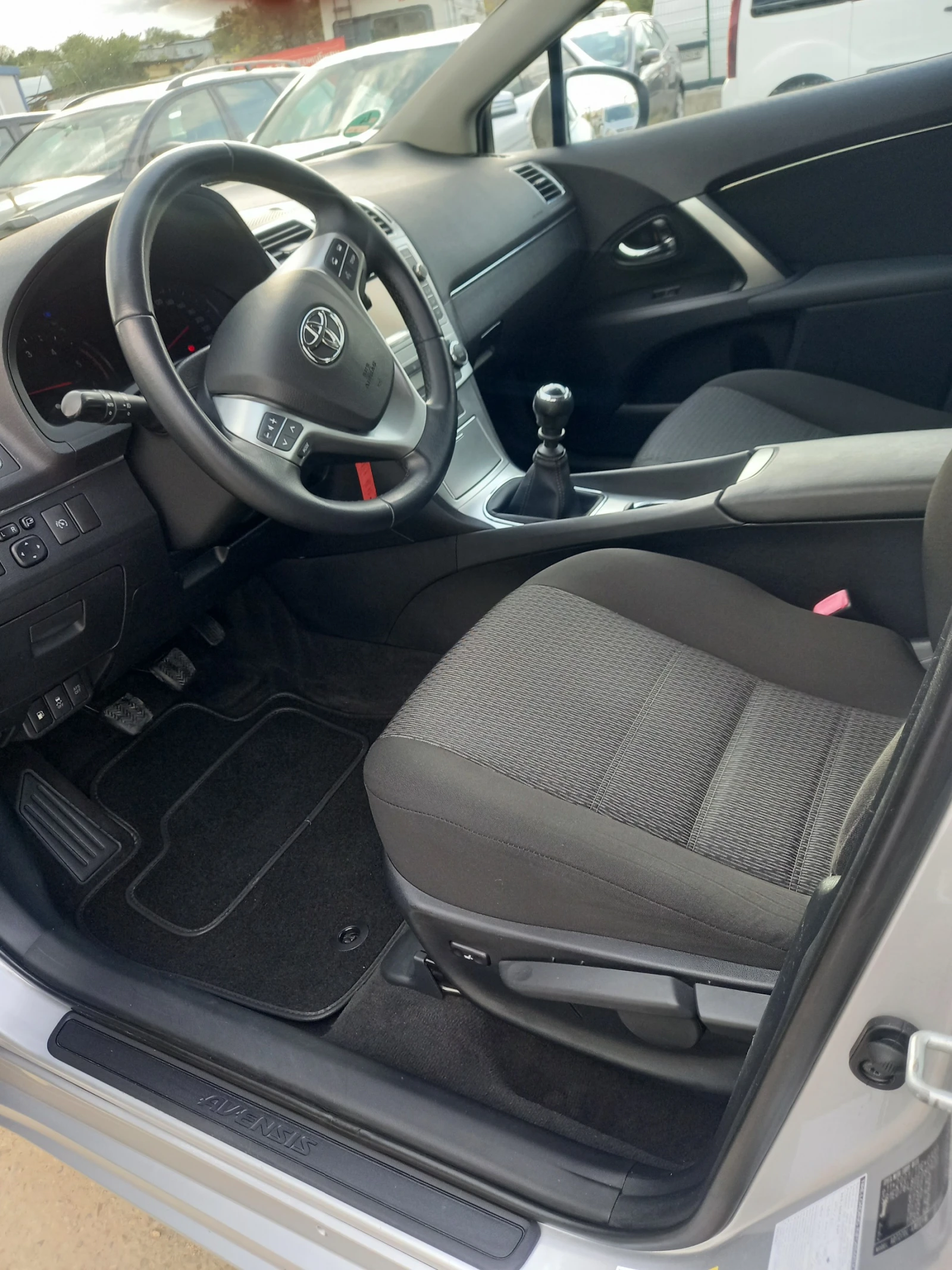 Toyota Avensis 2.0D4Dнавигация.Би Ксенон.камера. - изображение 10