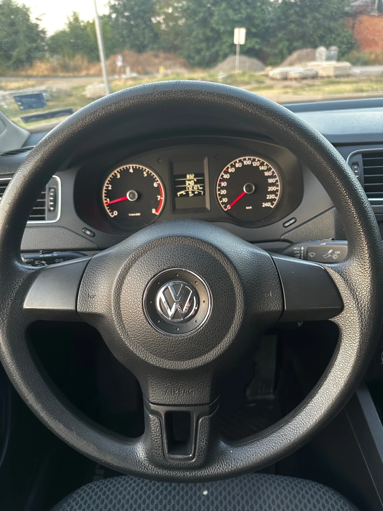 VW Jetta 2.0 става на Газ - изображение 6