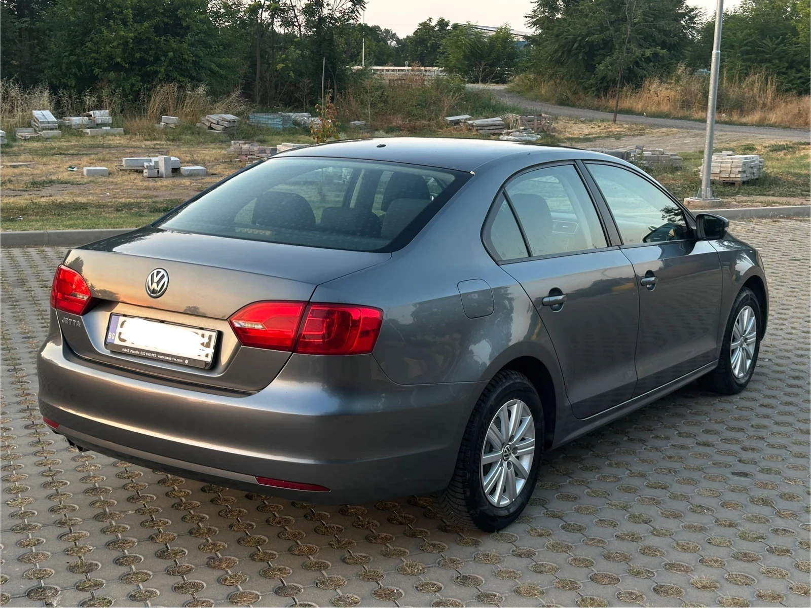 VW Jetta 2.0 става на Газ - изображение 5