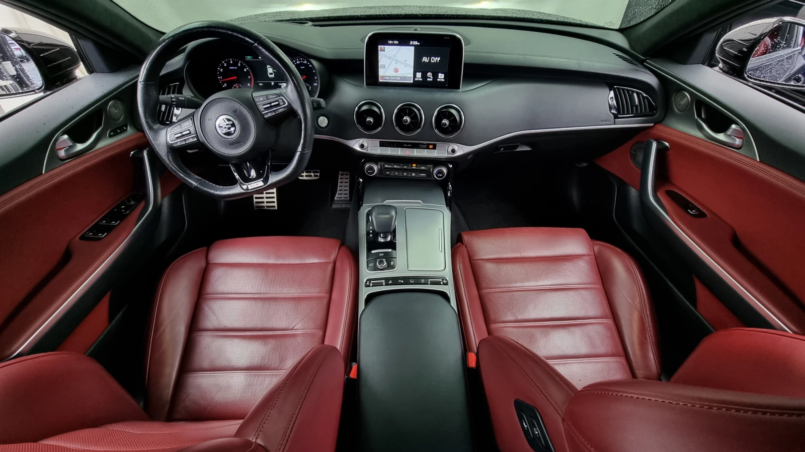 Kia Stinger 3.3T AWD GT  - изображение 7