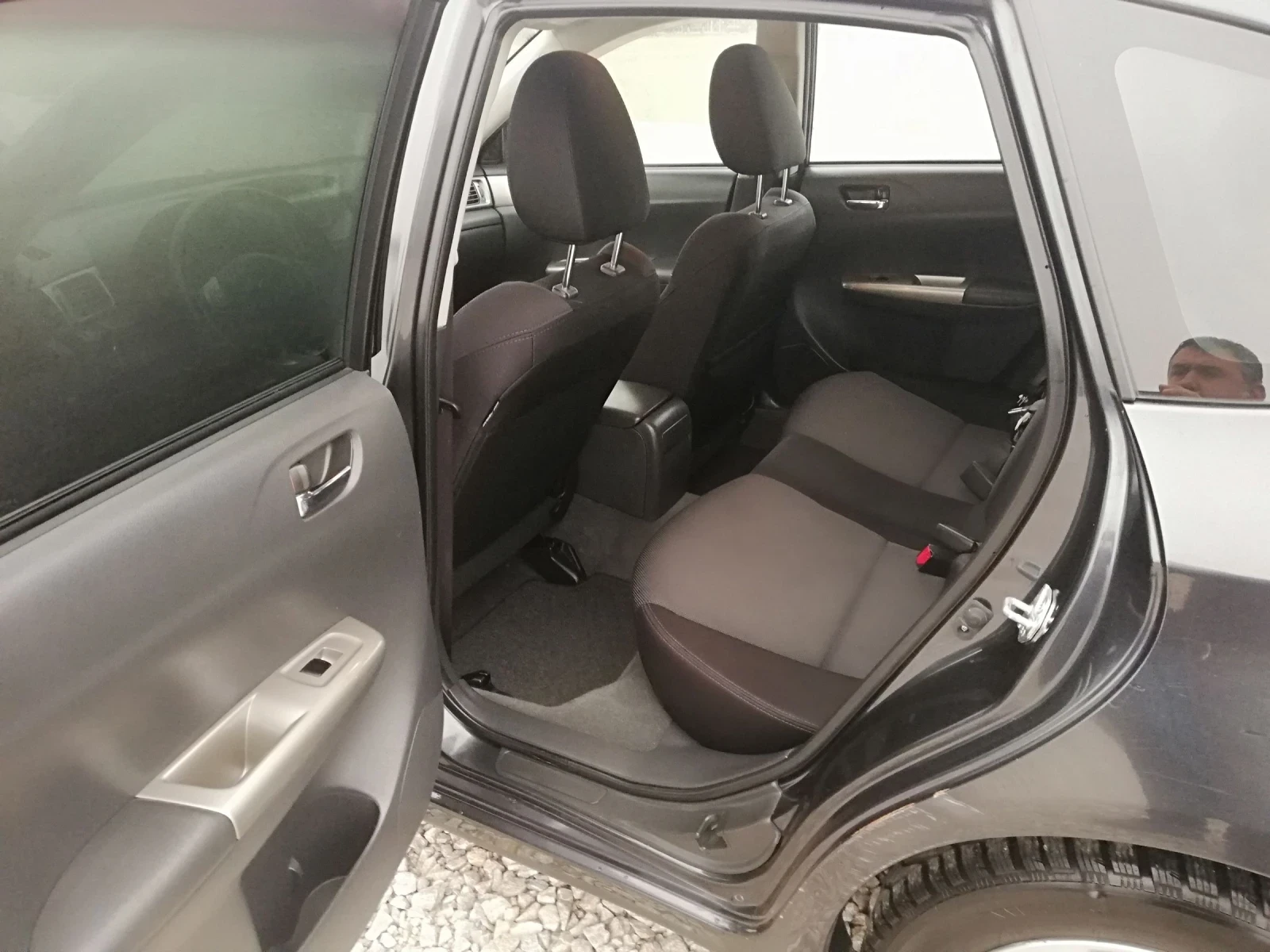 Subaru Impreza 2.0i GAZ AVTOMAT KLI 4X4 - изображение 10