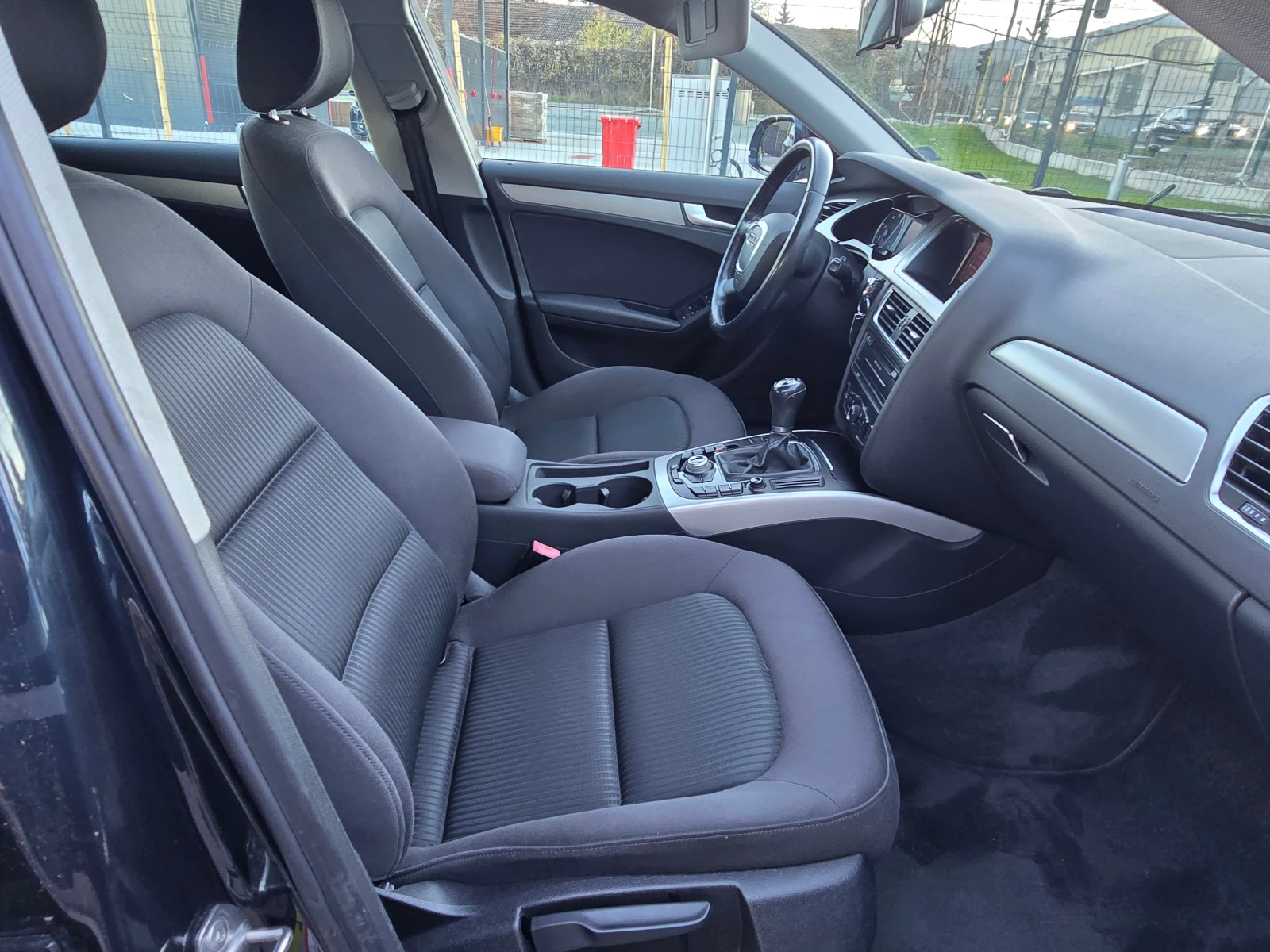 Audi A4 1.8i/6-ck./../ | Mobile.bg   13