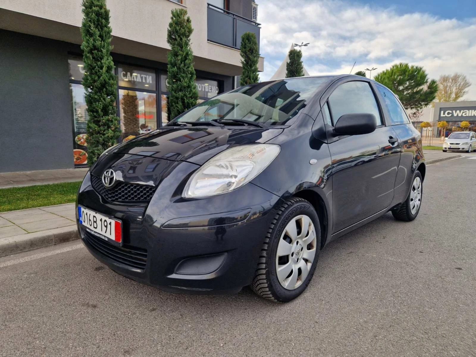 Toyota Yaris 1.33V-VT,   | Mobile.bg   1