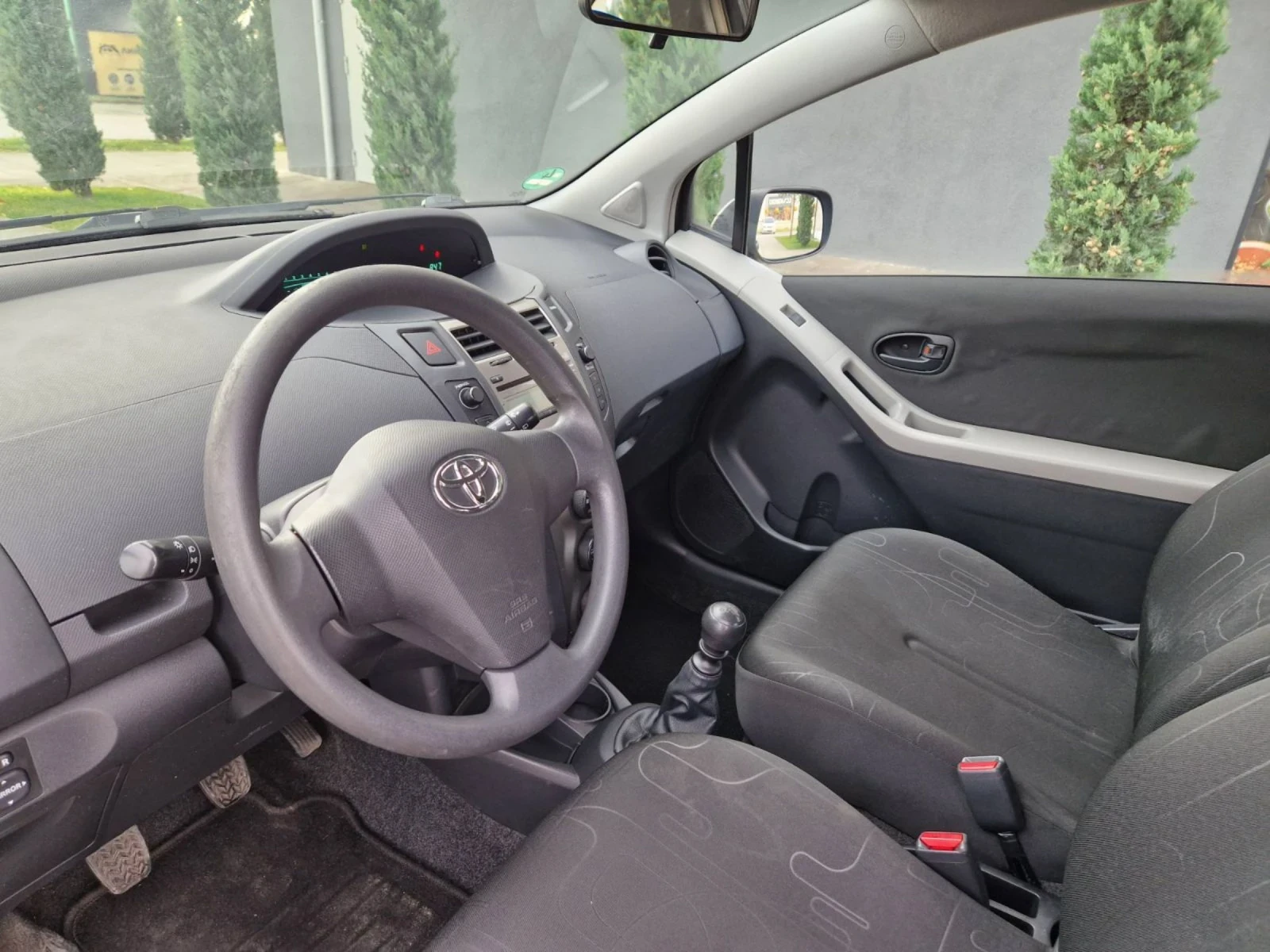 Toyota Yaris 1.33V-VT,   | Mobile.bg   7