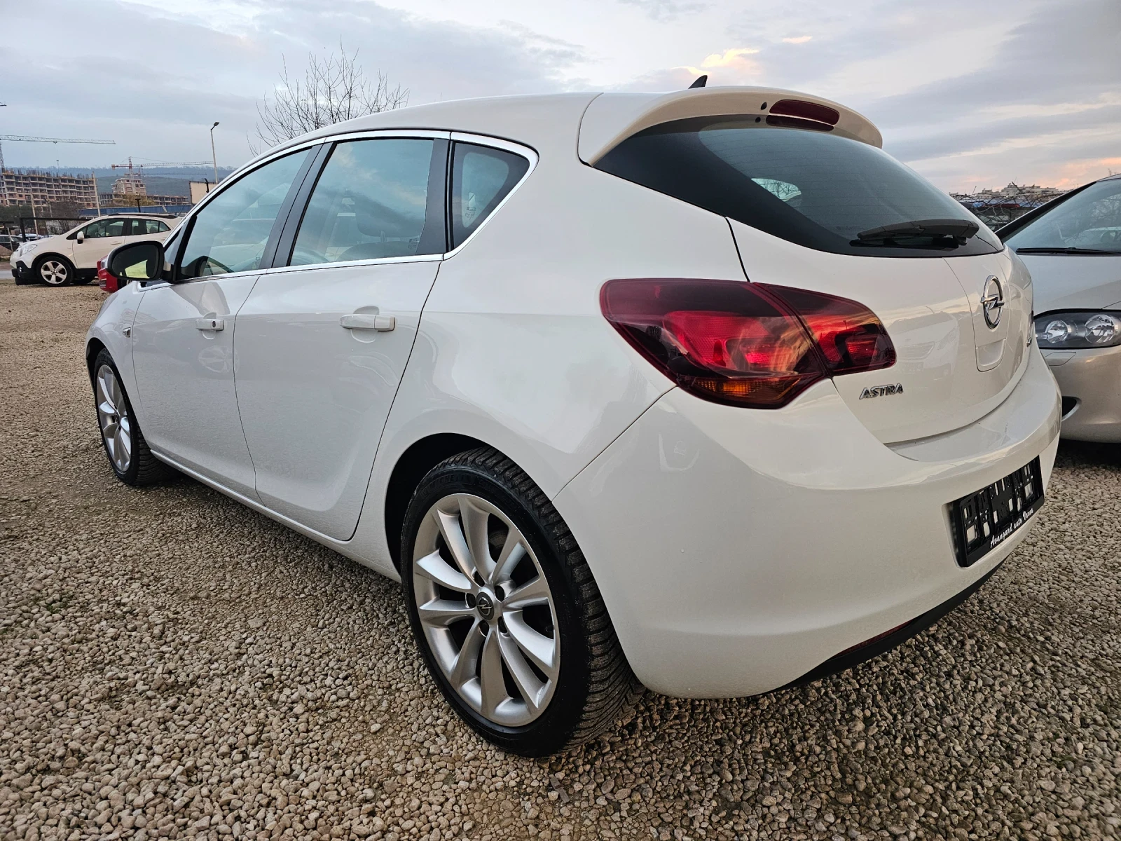 Opel Astra 1.7CDTi, 110к.с., Cosmo  - изображение 6