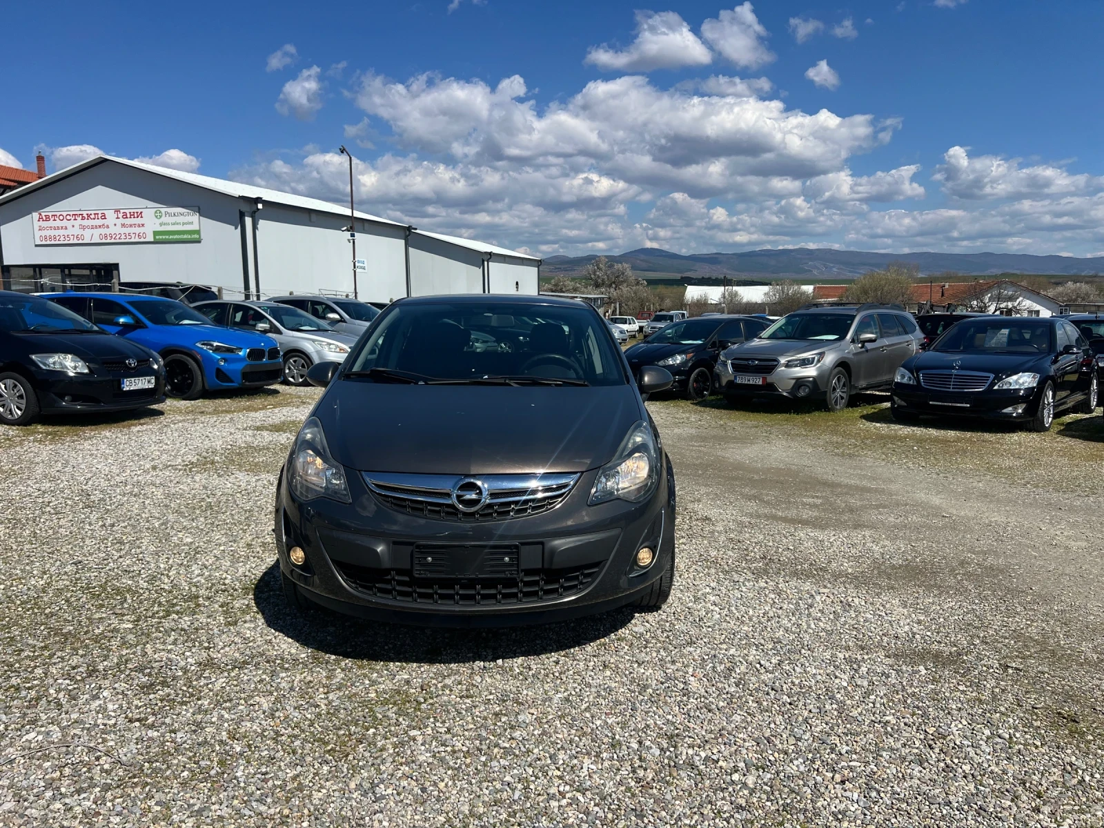 Opel Corsa 1.4 бензин-Газ, снимка 4 - Автомобили и джипове - 54102560