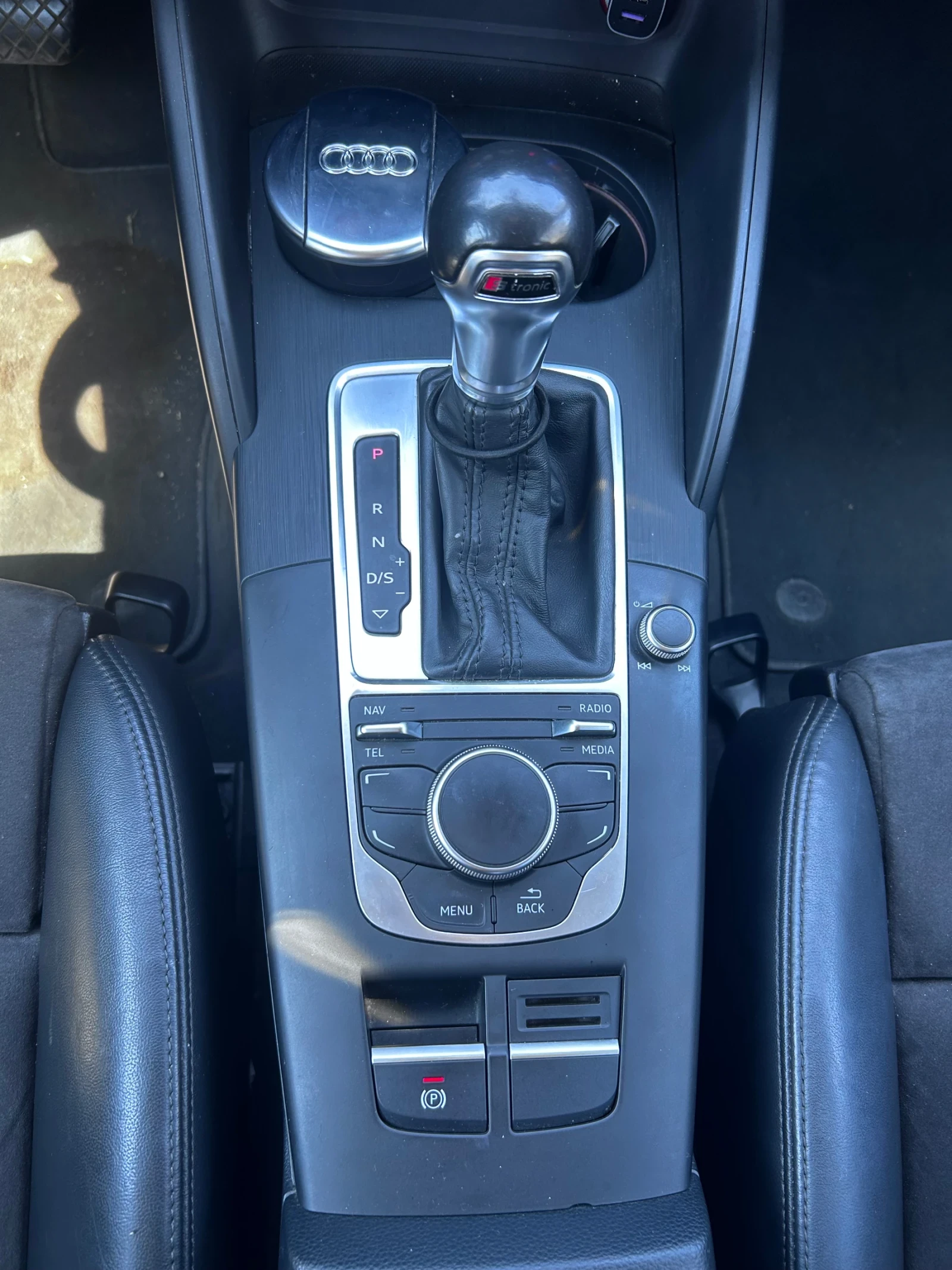 Audi A3 2.0 TDI s-line, снимка 9 - Автомобили и джипове - 54253873