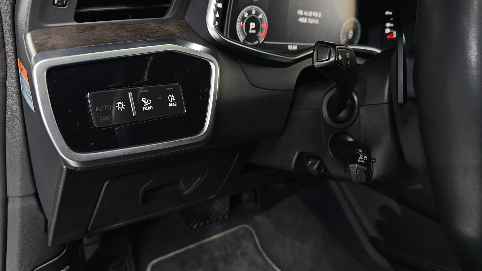 Audi A7 45 TDI Quattro Premium| 360 Camera| HUD| Distronic, снимка 14 - Автомобили и джипове - 54570680
