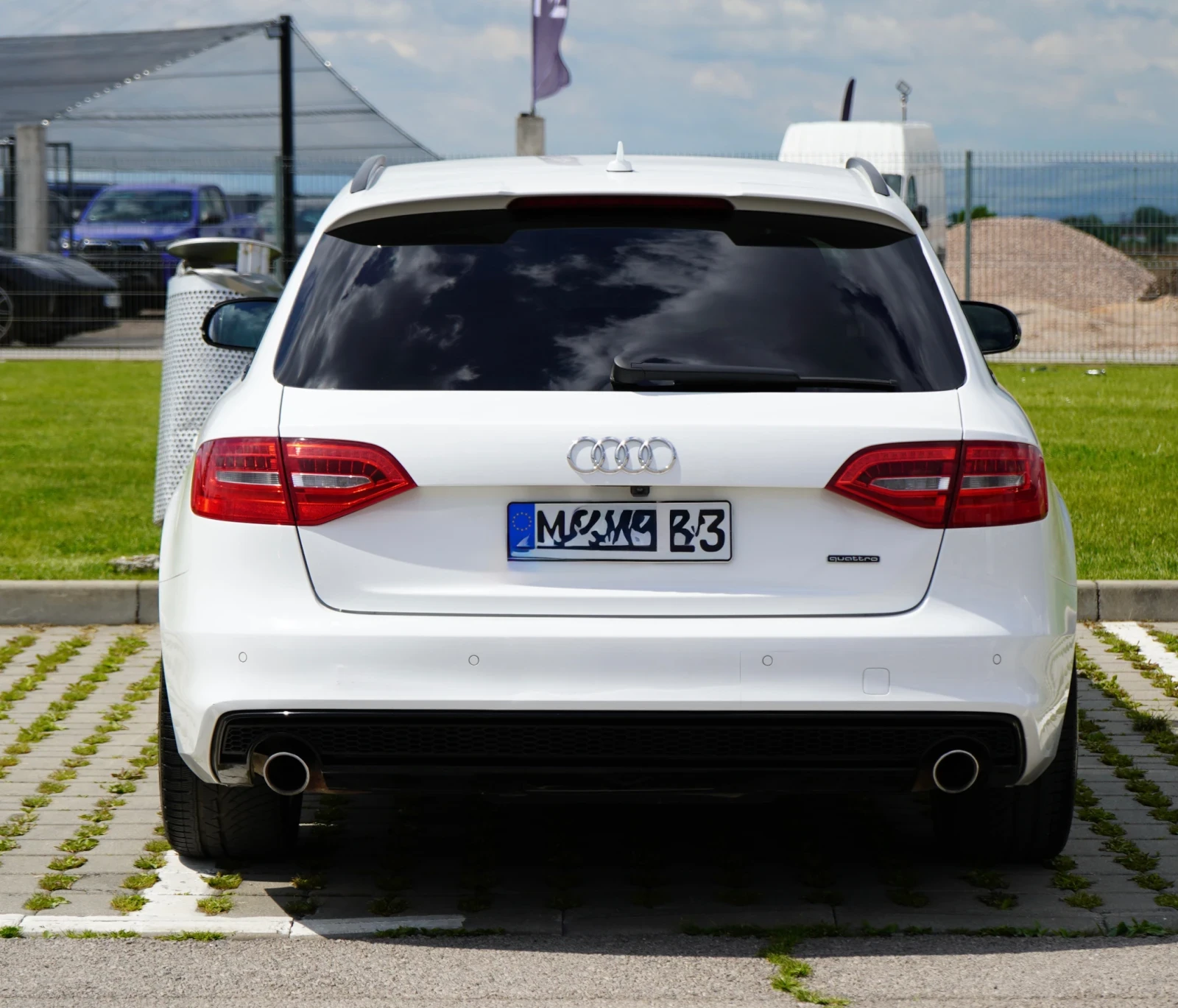 Audi A4 3.0TDI* QUATTRO* S-LINE* DISTR* CAM* COMPETITION* , снимка 5 - Автомобили и джипове - 54625725