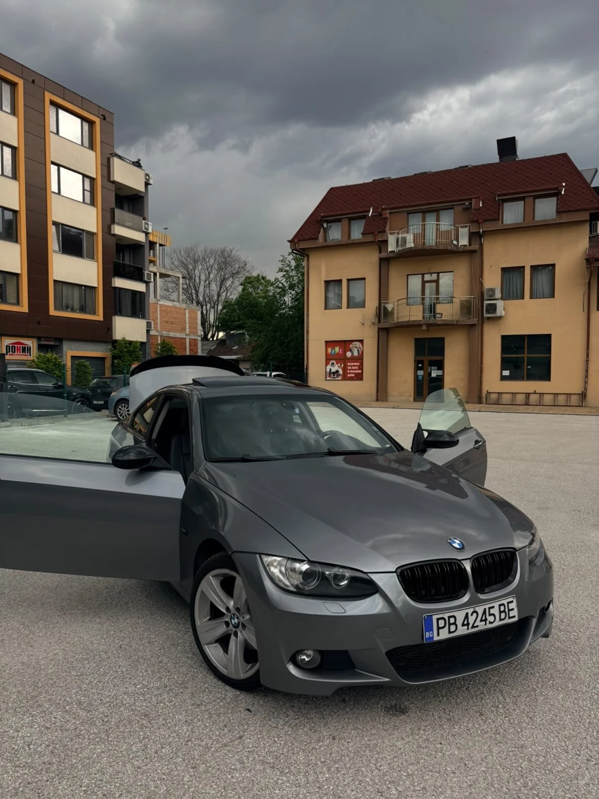 BMW 320, снимка 14 - Автомобили и джипове - 54742097