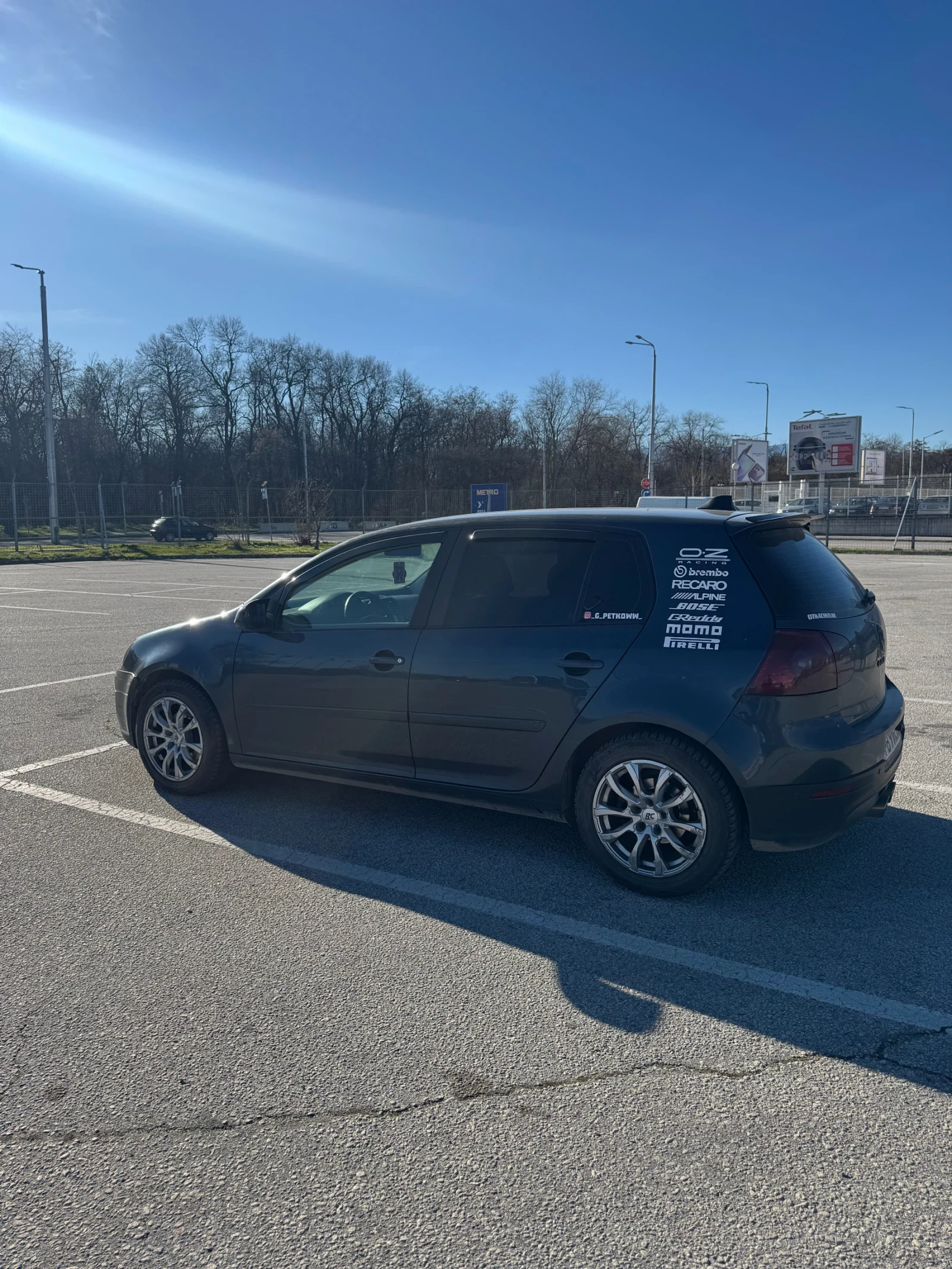 VW Golf, снимка 5 - Автомобили и джипове - 55021879