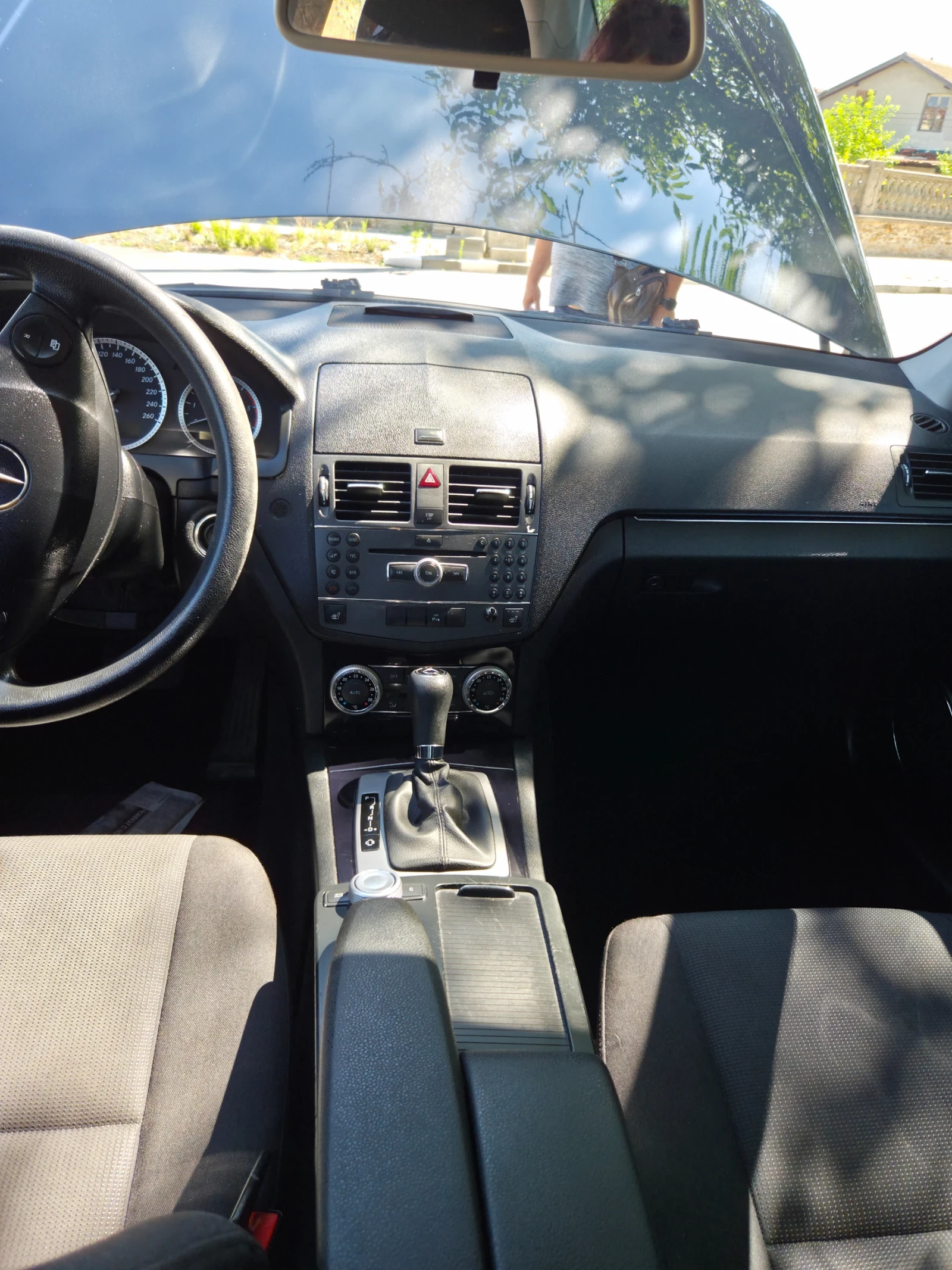 Mercedes-Benz C 200, снимка 4 - Автомобили и джипове - 55387481