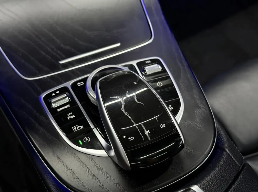 Mercedes-Benz E 400 4Matic Ambient, снимка 12 - Автомобили и джипове - 55346410