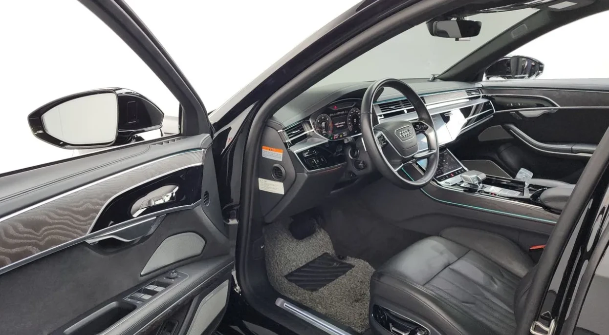 Audi A8 50TDI * ДИСТРОНИК * ВСИЧКИ ЕКСТРИ * , снимка 5 - Автомобили и джипове - 55407477