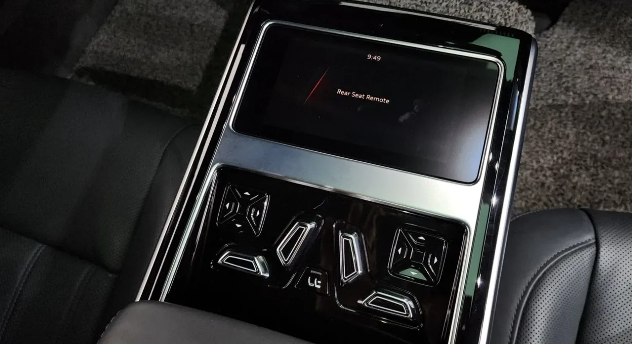 Audi A8 50TDI * ДИСТРОНИК * ВСИЧКИ ЕКСТРИ * , снимка 15 - Автомобили и джипове - 55407477