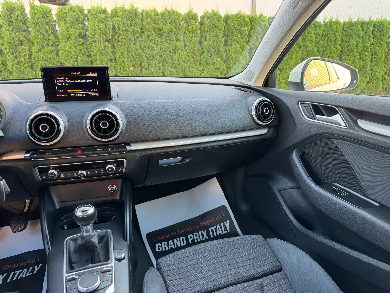 Audi A3 2.0TDI Нави* LED* ШВЕЙЦАРИЯ!!!, снимка 11 - Автомобили и джипове - 55619218