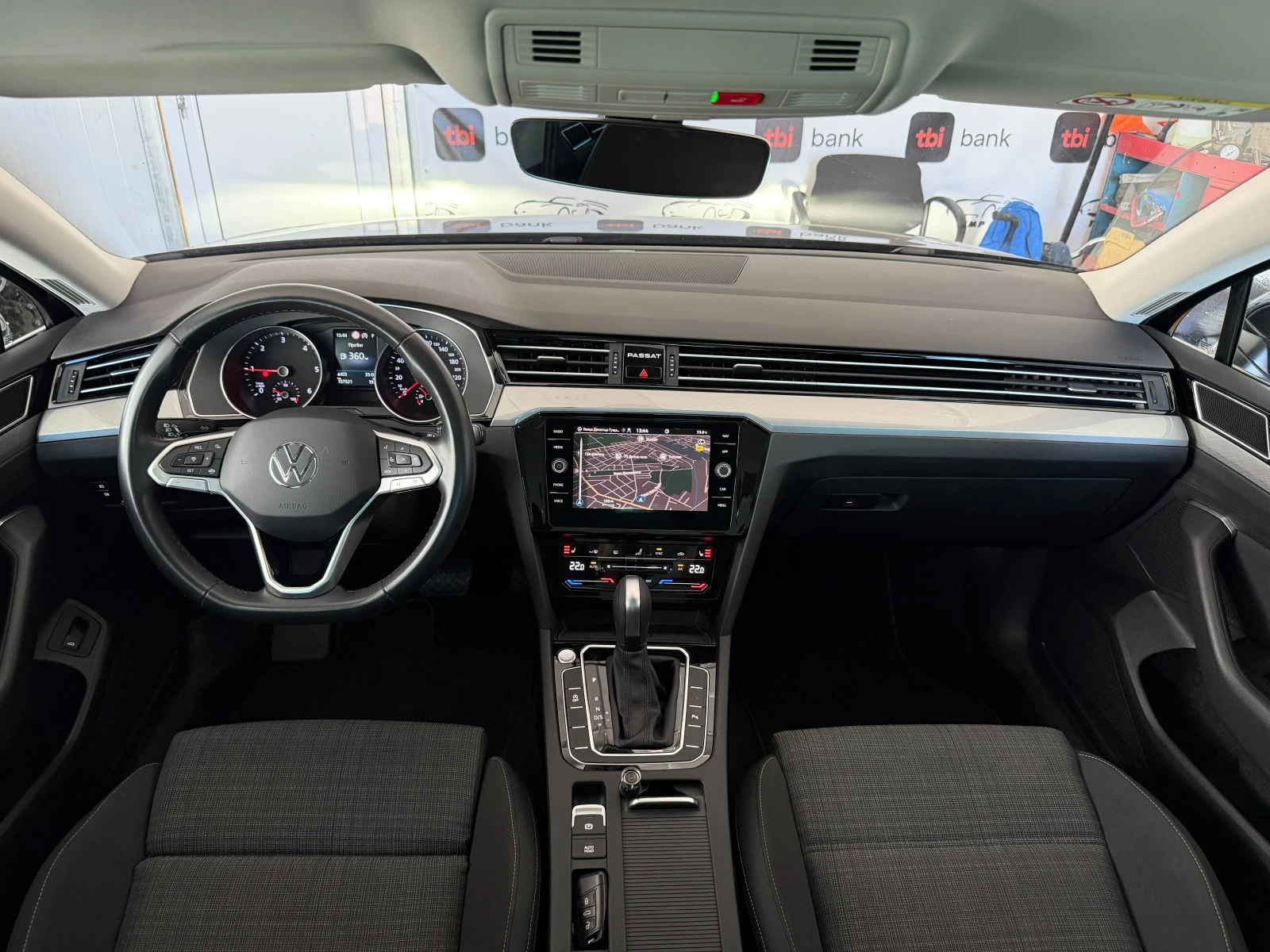 VW Passat 2.0TDI* 150к.с* СЕРВИЗНА КНИЖКА С ПЪЛНА ИСТОРИЯ В , снимка 10 - Автомобили и джипове - 55735105