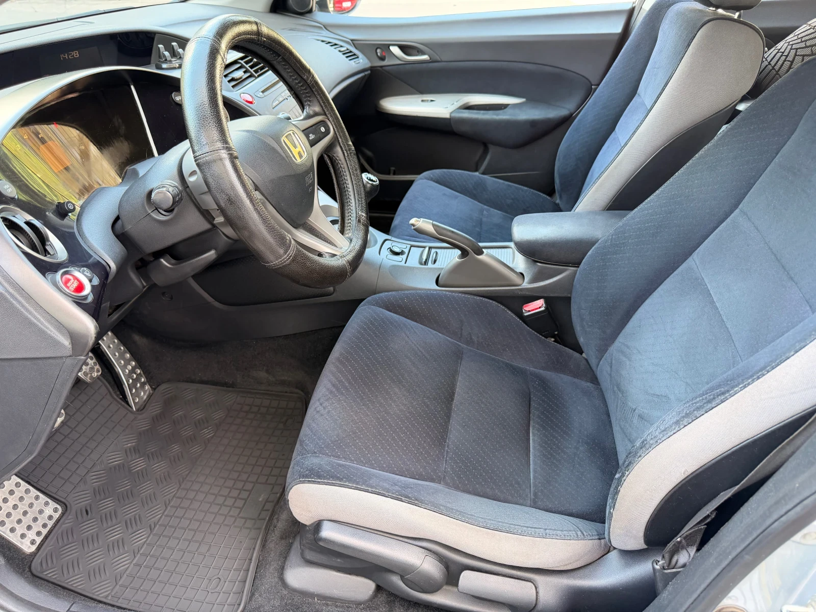 Honda Civic  Климатроник , снимка 7 - Автомобили и джипове - 55877324