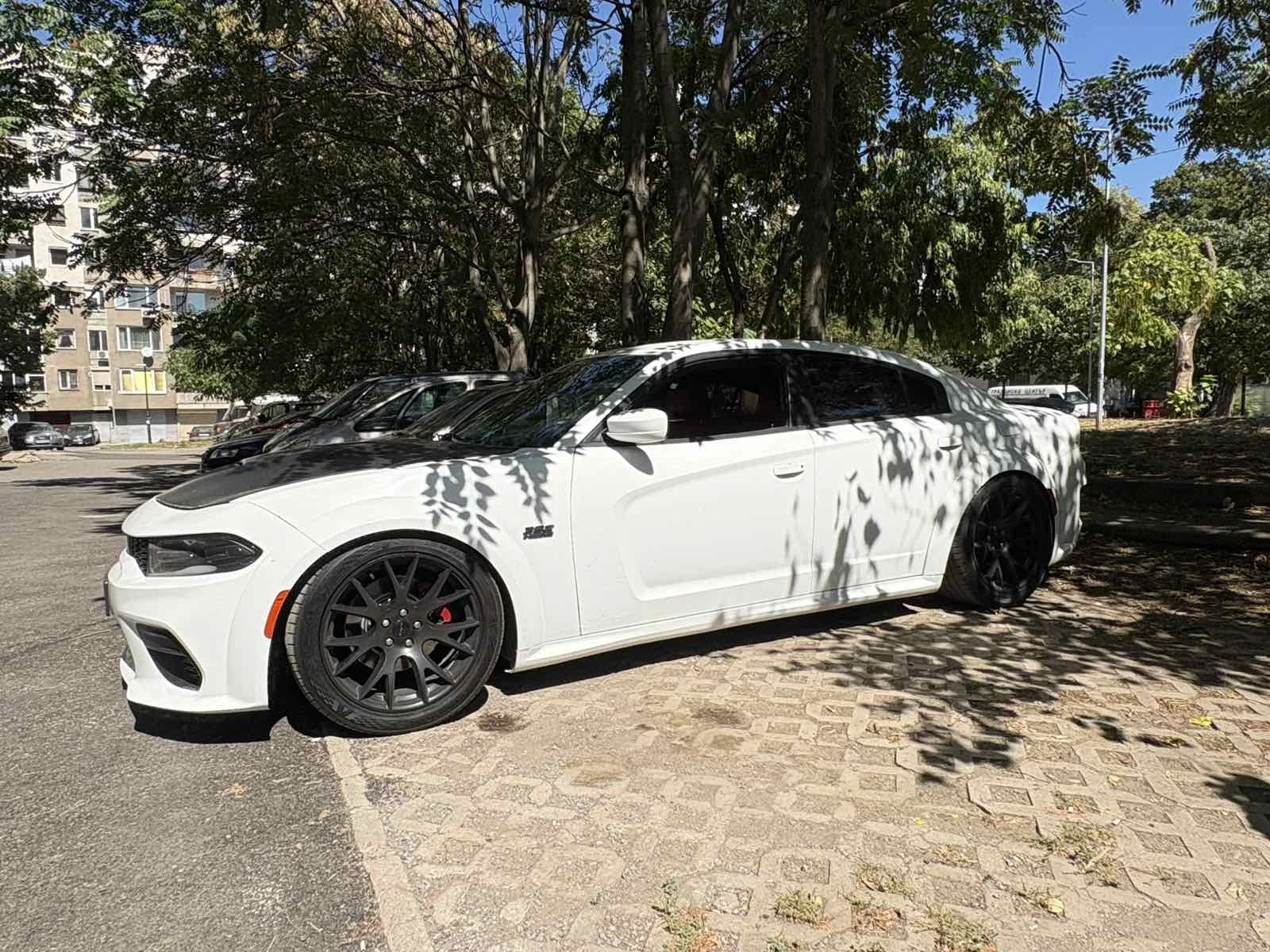 Dodge Charger 5.7 HEMI V8, снимка 4 - Автомобили и джипове - 55989759