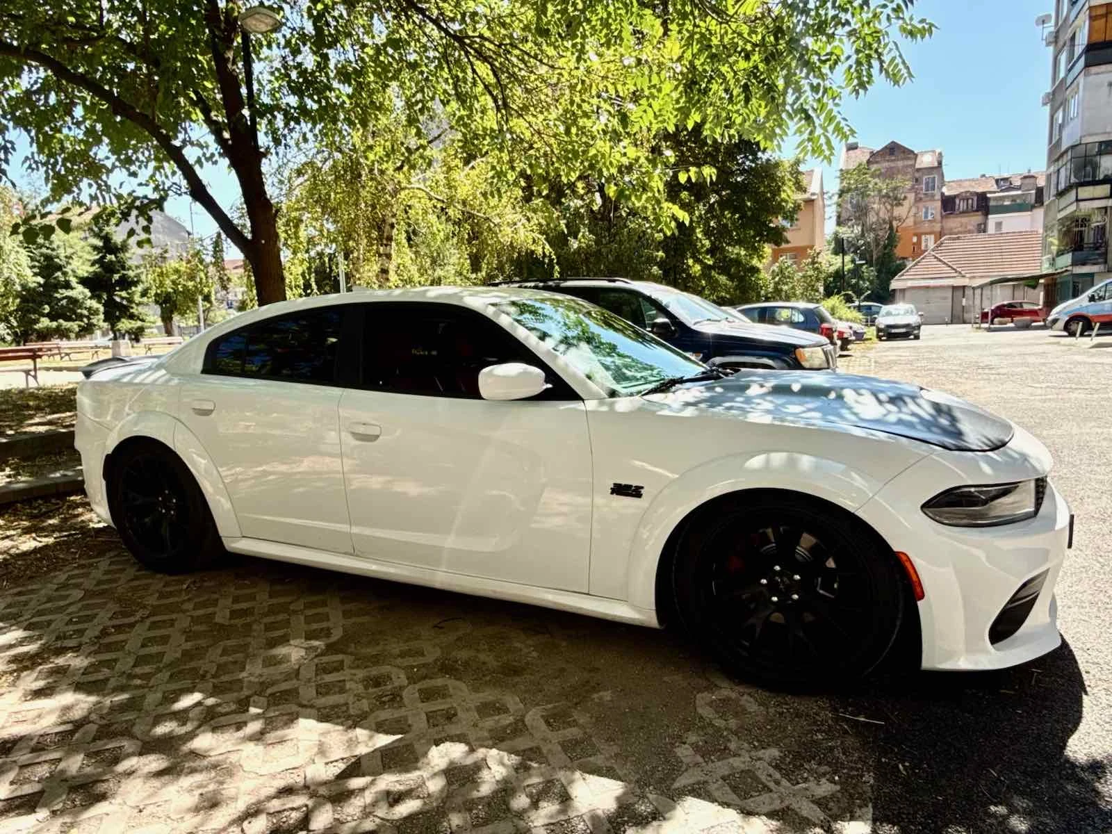 Dodge Charger 5.7 HEMI V8, снимка 3 - Автомобили и джипове - 55989759