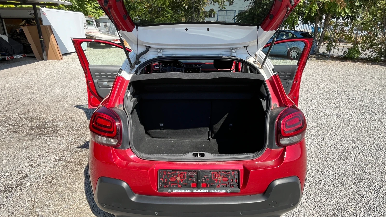 Citroen C3 1.2 i 101000km, снимка 15 - Автомобили и джипове - 56184602