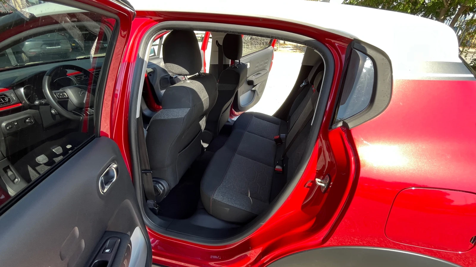 Citroen C3 1.2 i 101000km, снимка 13 - Автомобили и джипове - 56184602