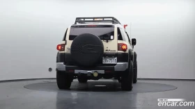 Toyota Fj cruiser - 20400 € / 39898.93 лв. - 44180510 16