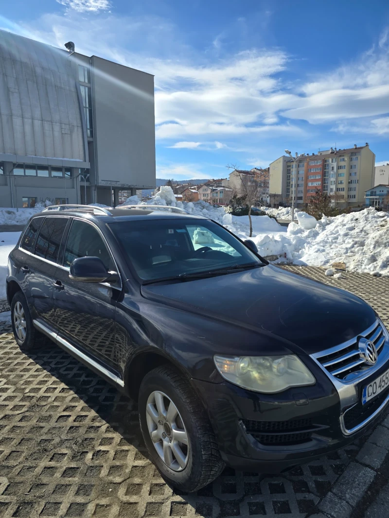 VW Touareg, снимка 2 - Автомобили и джипове - 48864012