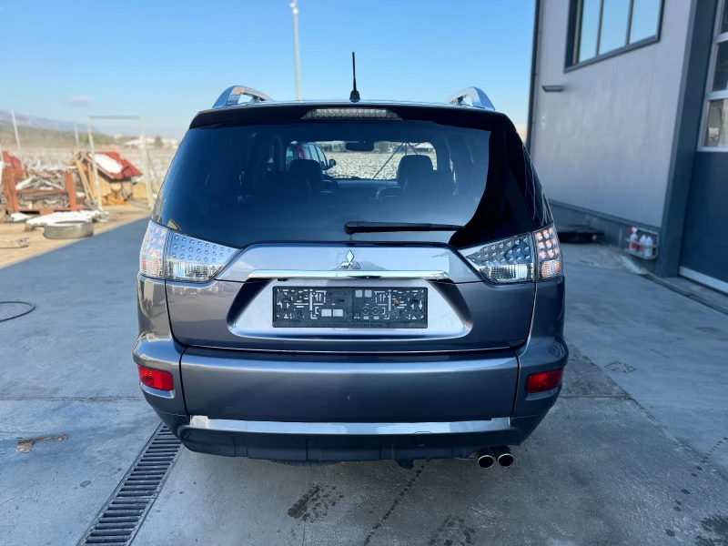 Mitsubishi Outlander AVTOMAT 4X4 6+ 1, снимка 3 - Автомобили и джипове - 49566825