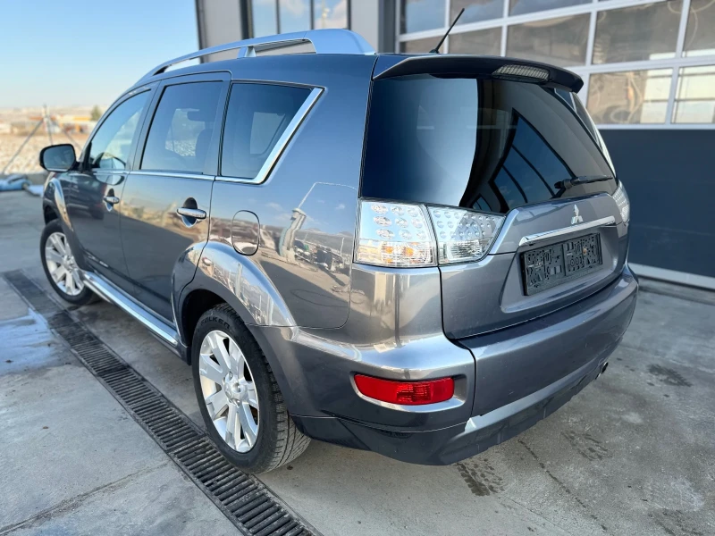 Mitsubishi Outlander AVTOMAT 4X4 6+ 1, снимка 2 - Автомобили и джипове - 49566825