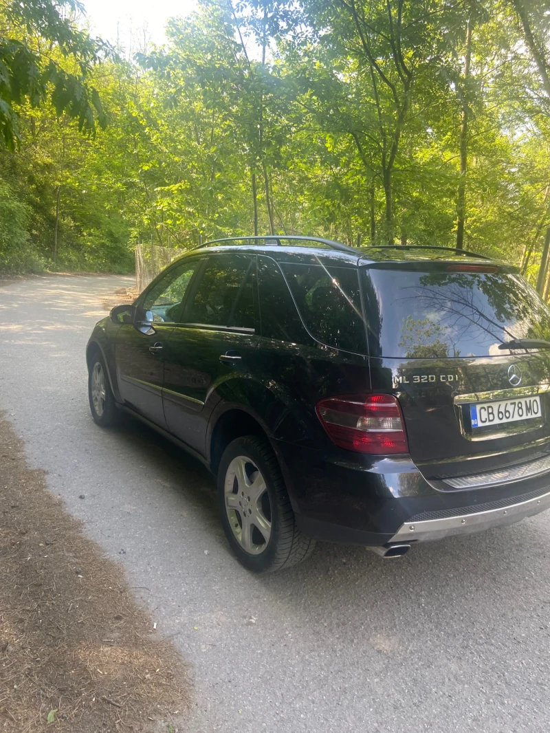 Mercedes-Benz ML 320 3.2 CDI/// 4 Matic///Off road пакет ///224 к.с.///, снимка 5 - Автомобили и джипове - 52622115