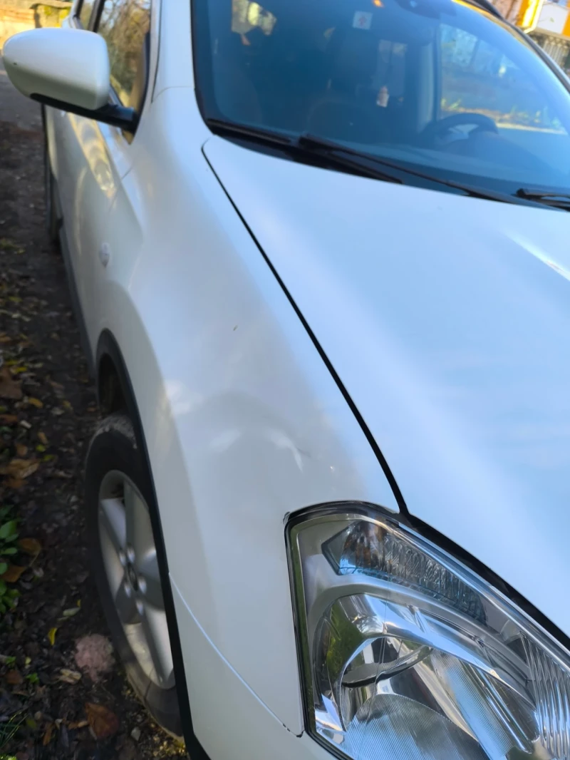 Nissan Qashqai, снимка 9 - Автомобили и джипове - 52734650