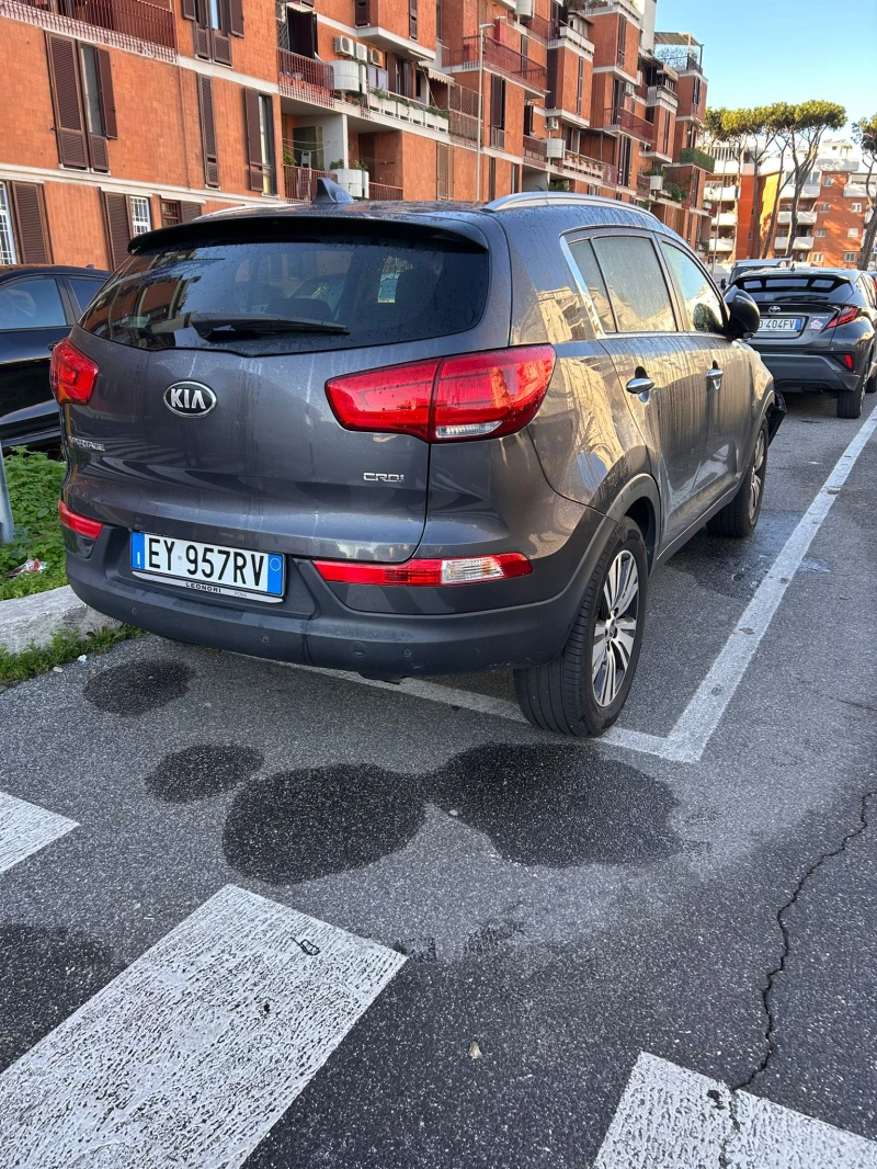 Kia Sportage 1.7CRDI FACELIFT, снимка 2 - Автомобили и джипове - 52927353