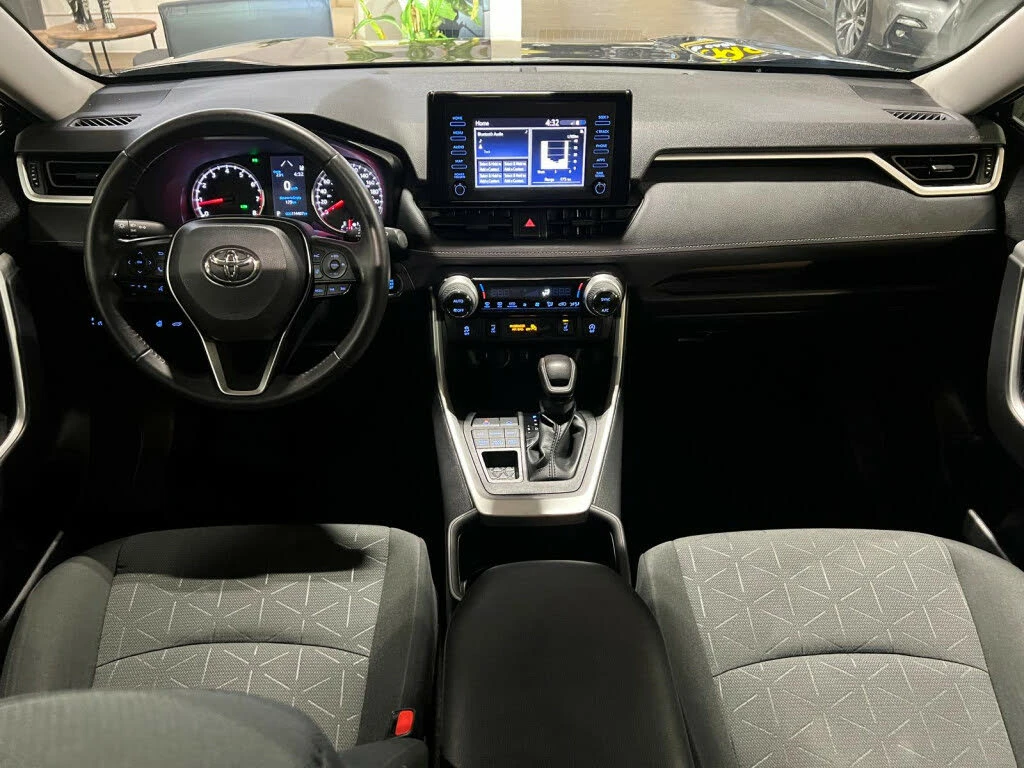 Toyota Rav4 XLE Подгрев* CarPlay*  - изображение 9