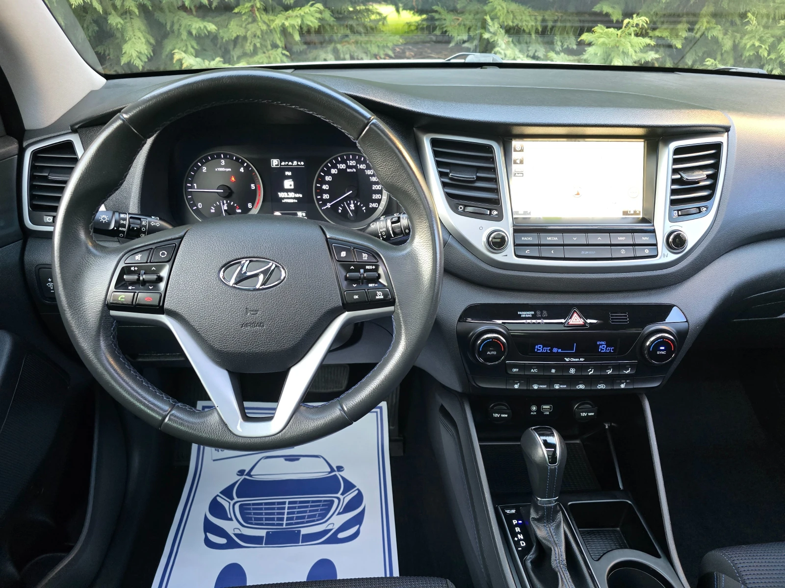 Hyundai Tucson 1.7-PREMIUM-NAVI-CAMERA, снимка 11 - Автомобили и джипове - 53749498