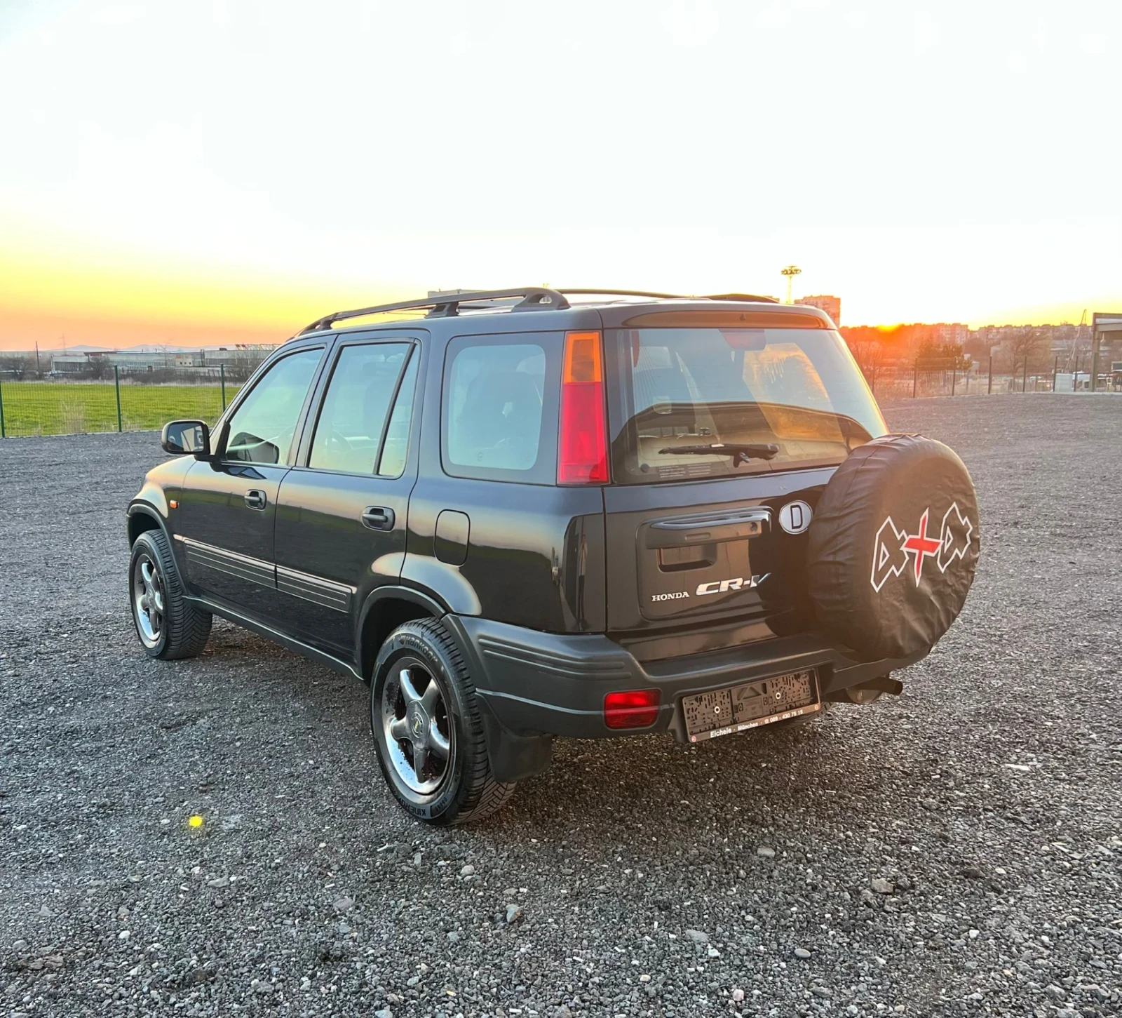 Honda Cr-v 2.0i 128кс., снимка 4 - Автомобили и джипове - 53837869