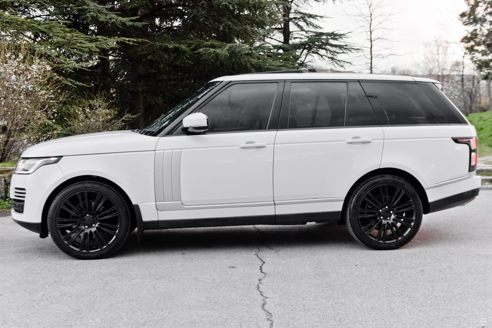 Land Rover Range rover FACE 5.0 Autobiography, снимка 4 - Автомобили и джипове - 54015718