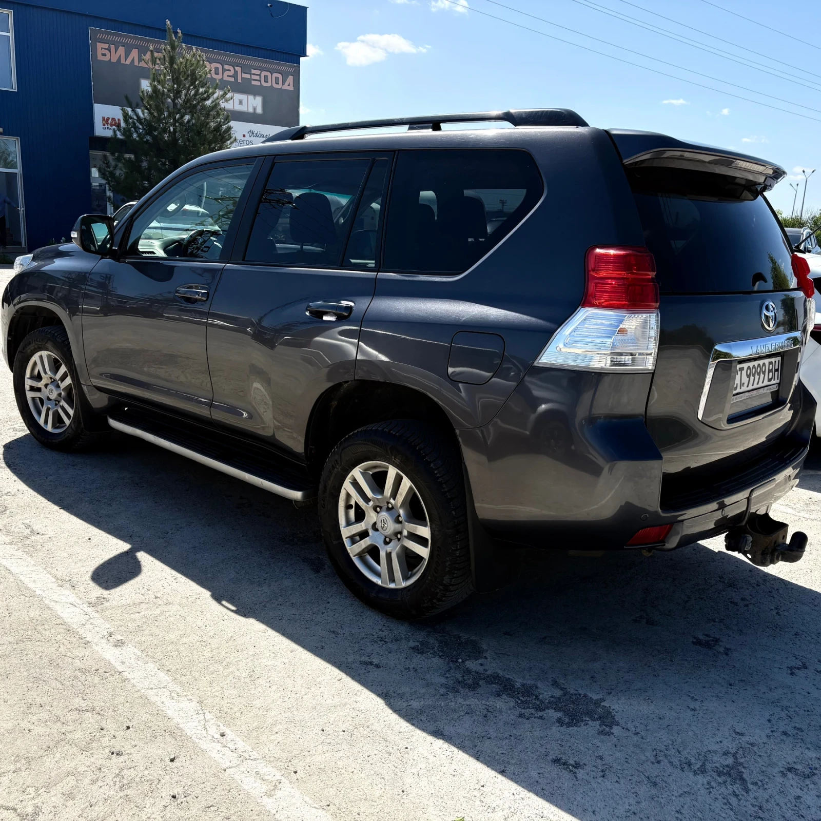 Toyota Land cruiser, снимка 2 - Автомобили и джипове - 54335849