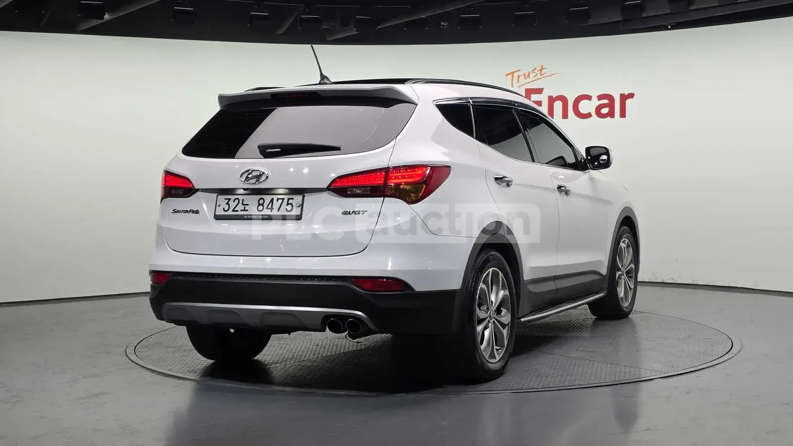 Hyundai Santa fe 2.0| ОБДУХ| КАМЕРА| PANO| вкл.ТЕХНОТЕСТ, снимка 4 - Автомобили и джипове - 54617997