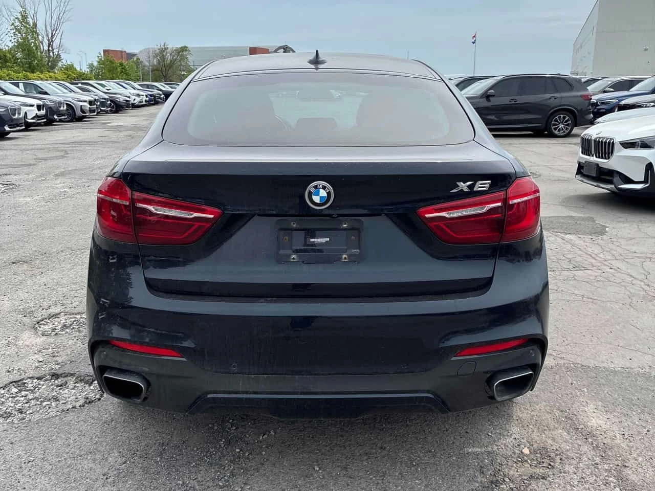 BMW X6 | HARMAN KARDON | HUD | ПАНОРАМА | CARFAX | , снимка 4 - Автомобили и джипове - 54796573