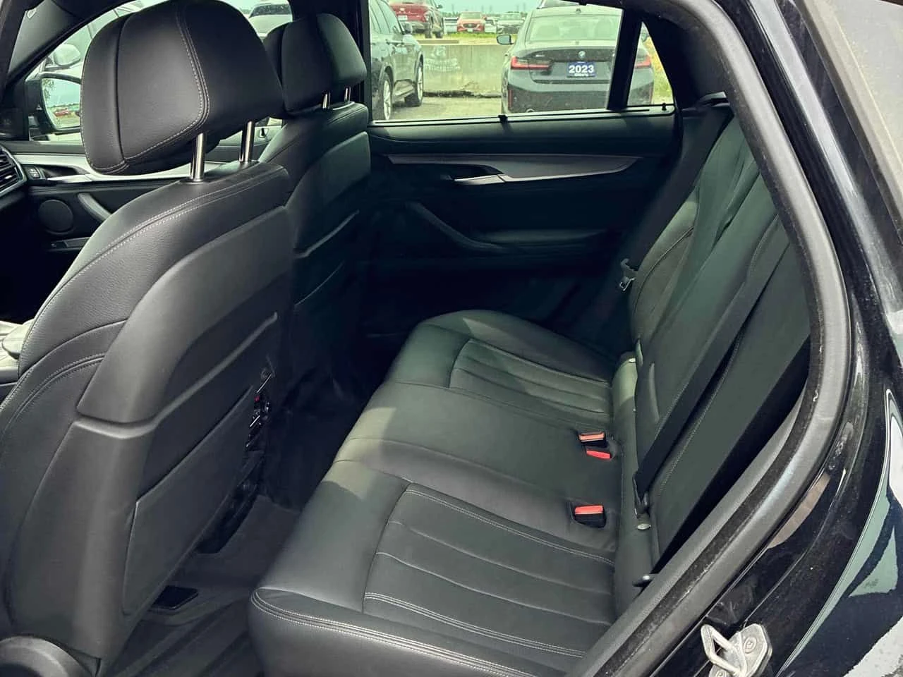 BMW X6 | HARMAN KARDON | HUD | ПАНОРАМА | CARFAX | , снимка 14 - Автомобили и джипове - 54796573
