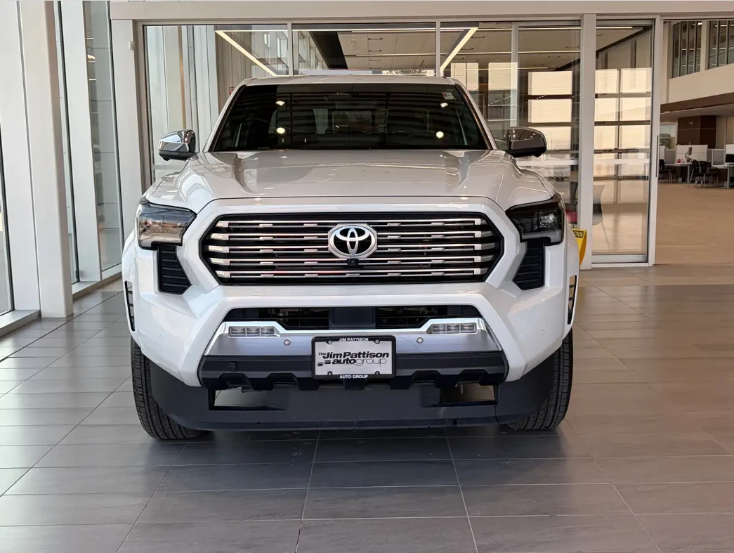 Toyota Tacoma LIMITED i-FORCE MAX HYBRID-LUXURY, снимка 2 - Автомобили и джипове - 55801458