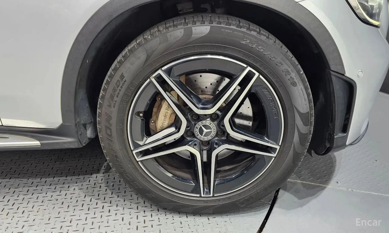 Mercedes-Benz GLC * GLC300 4MATIC Coupe * ЦЕНА ДО БГ, снимка 16 - Автомобили и джипове - 55887497