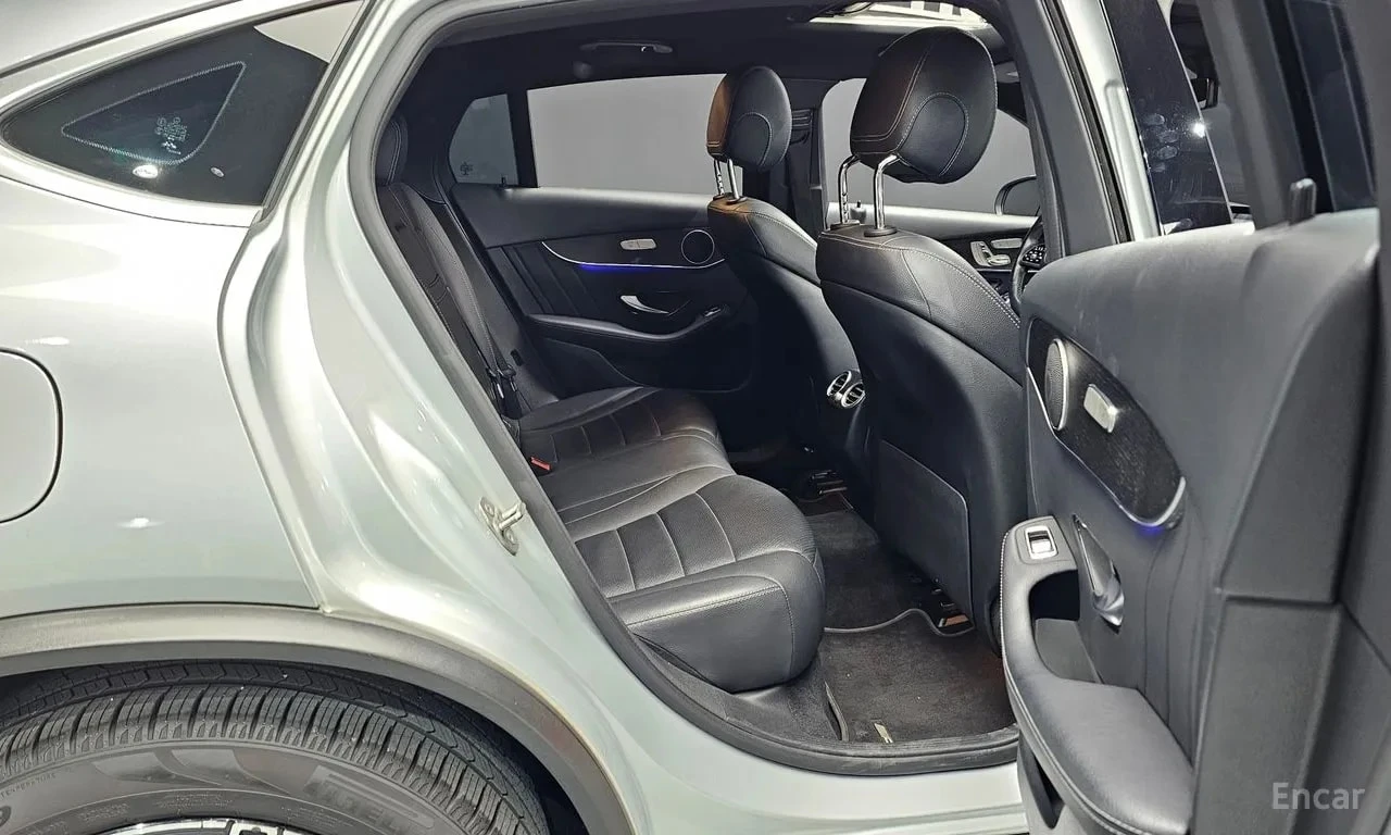 Mercedes-Benz GLC * GLC300 4MATIC Coupe * ЦЕНА ДО БГ, снимка 15 - Автомобили и джипове - 55887497