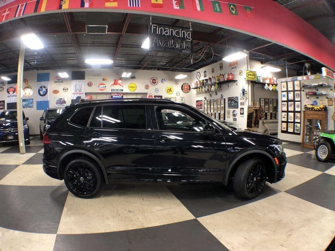 VW Tiguan * 2.0 TSI COMFORTLINE R LINE B/EDITION AWD LEATHER, снимка 8 - Автомобили и джипове - 56164957