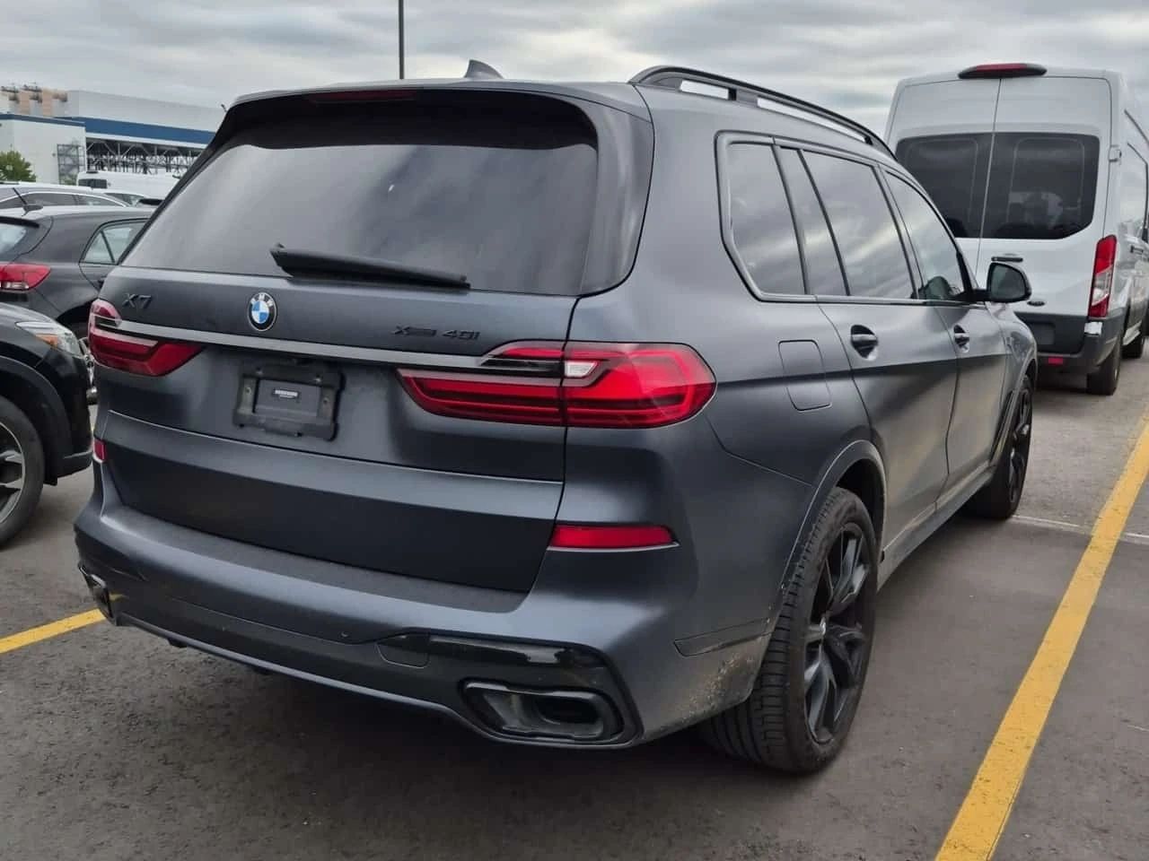 BMW X7 * * xDrive40i * M-Sport * CARFAX * Един собственик, снимка 3 - Автомобили и джипове - 56266031
